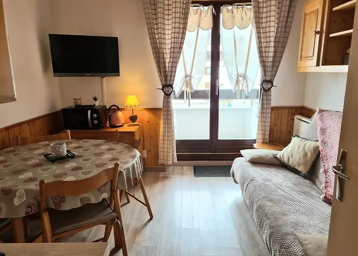 Bel Appartement Samoens La Cour Classe 2 Etoiles